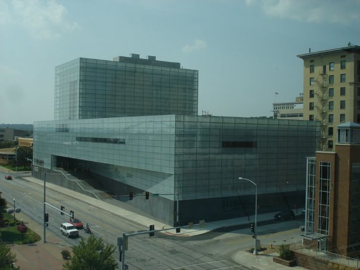 Figge Art Museum Trip Packages