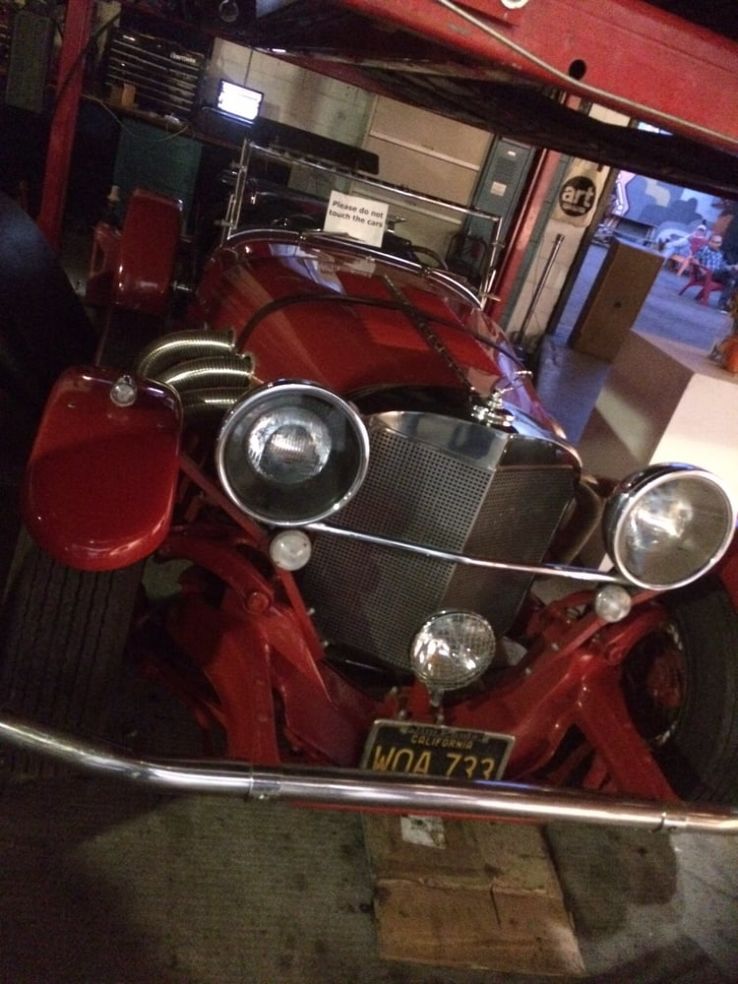 Oakland Art Murmur Trip Packages