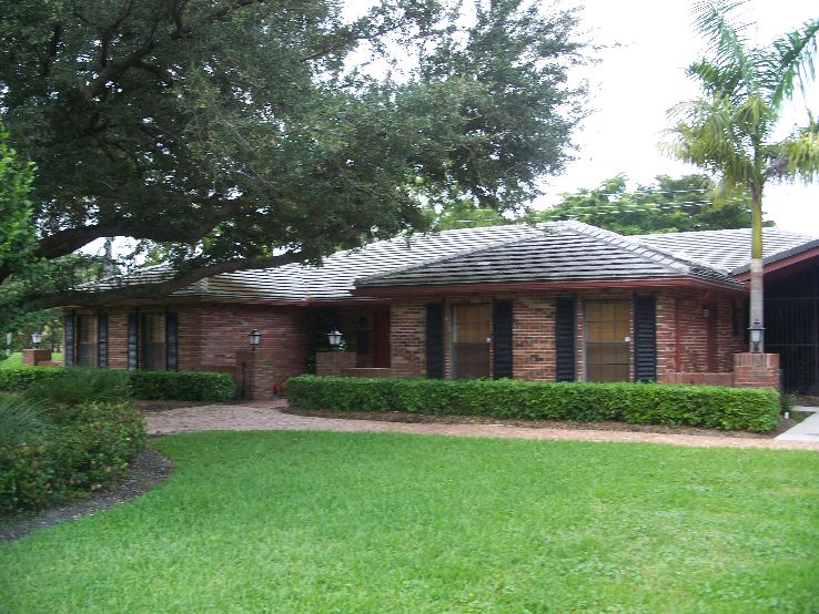 Plantation Historical Museum Trip Packages