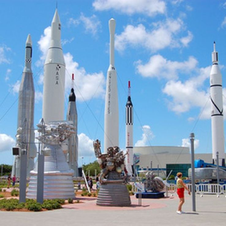 Explore the Kennedy Space Center Trip Packages