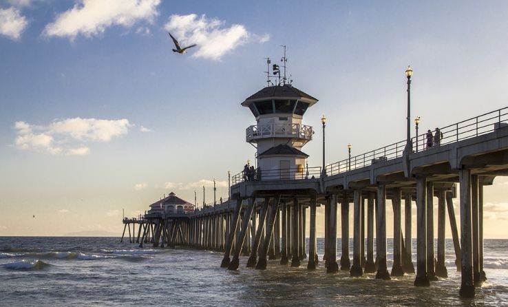 Huntington Beach Pier Trip Packages