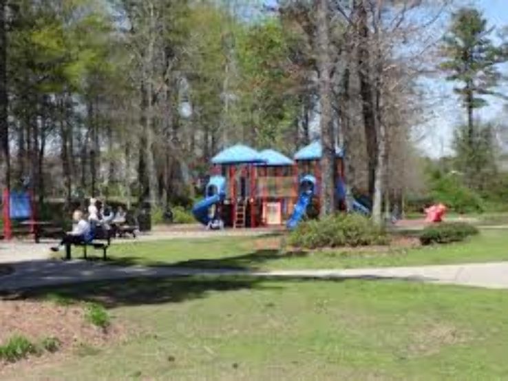 Best 4 Days Pick Up Form Airport And Drop To Hotel, South Goa Tour, North Goa Tour with Drop At The Airport  Tour Package