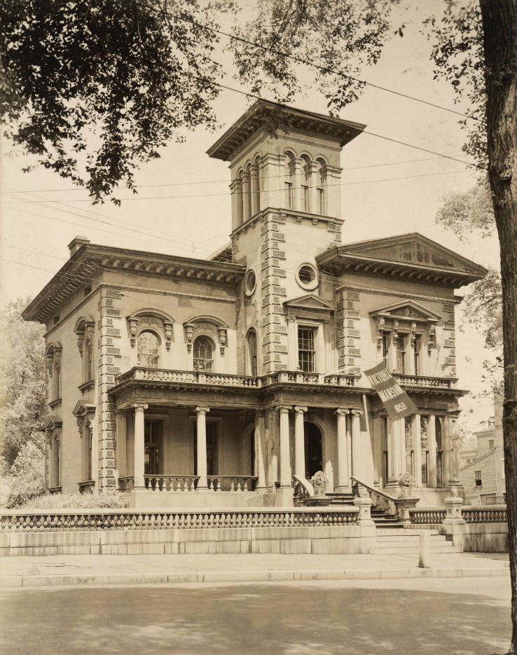 Victoria Mansion  Trip Packages