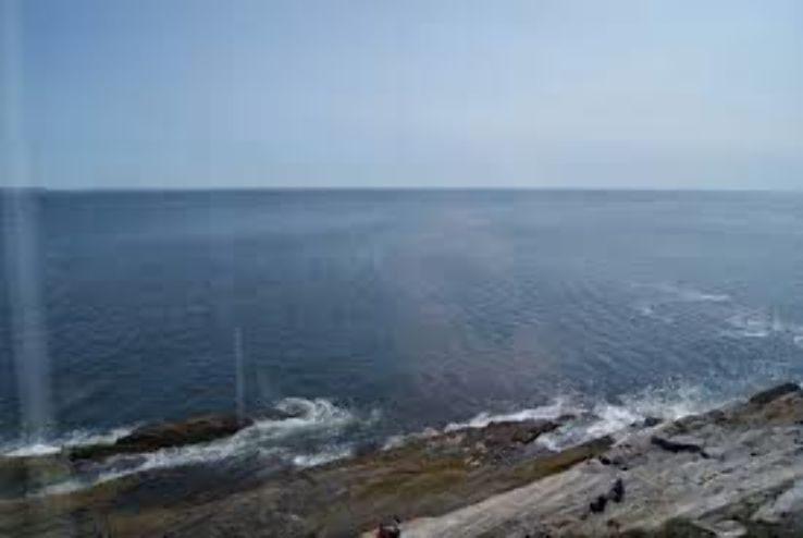 Pemaquid Point Light Trip Packages