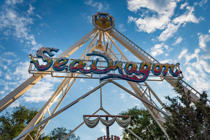 Dragon Run Park Trip Packages