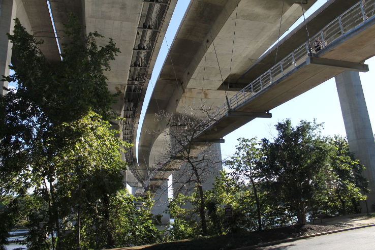 Robert E. Lee Memorial Bridge Trip Packages