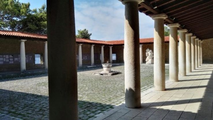 Mestroviceve Crikvine-Kastilac Trip Packages