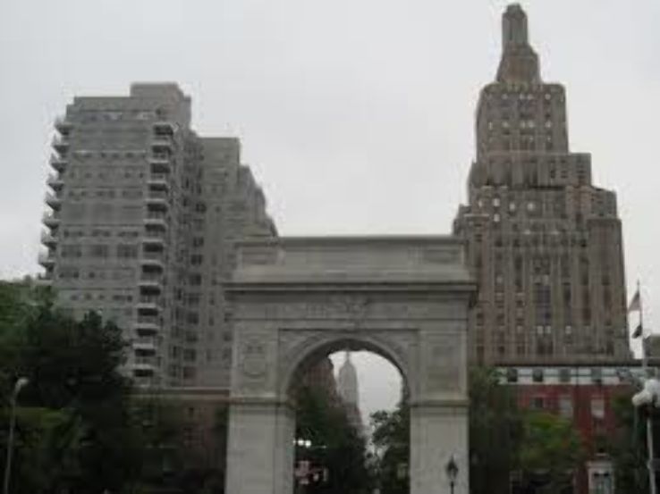 Washington Square Park Manhattan Trip Packages