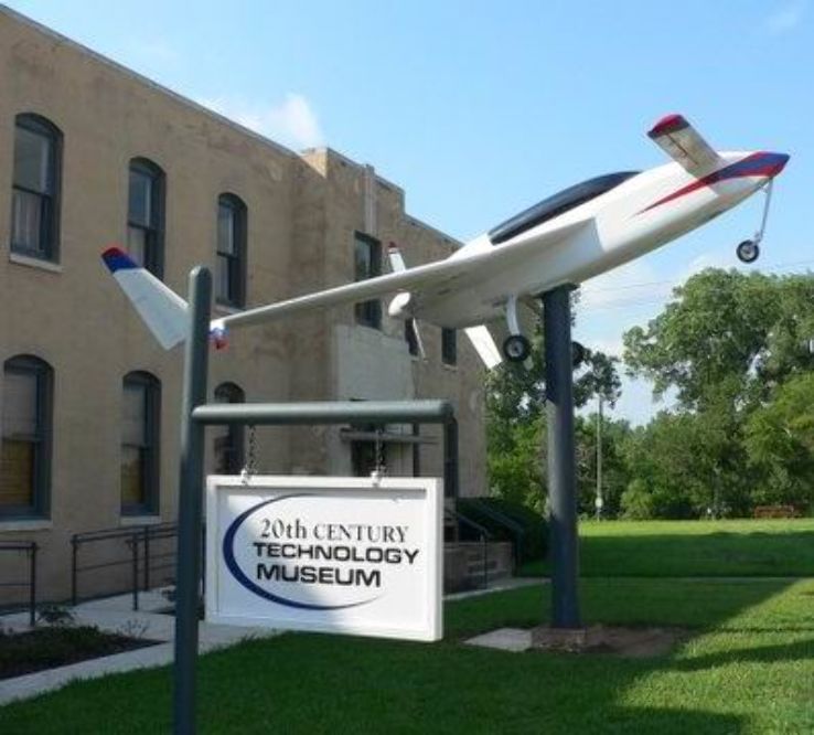 20th Century Technology Museum Trip Packages
