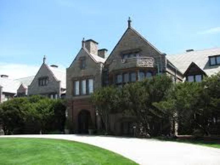 Rough Point  Trip Packages