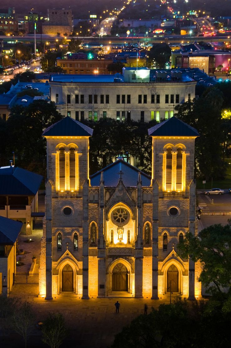 San Fernando Cathedral & Experience San Antonio - The Saga at Main Plaza Trip Packages