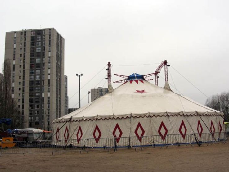 Cirque antony Space Trip Packages