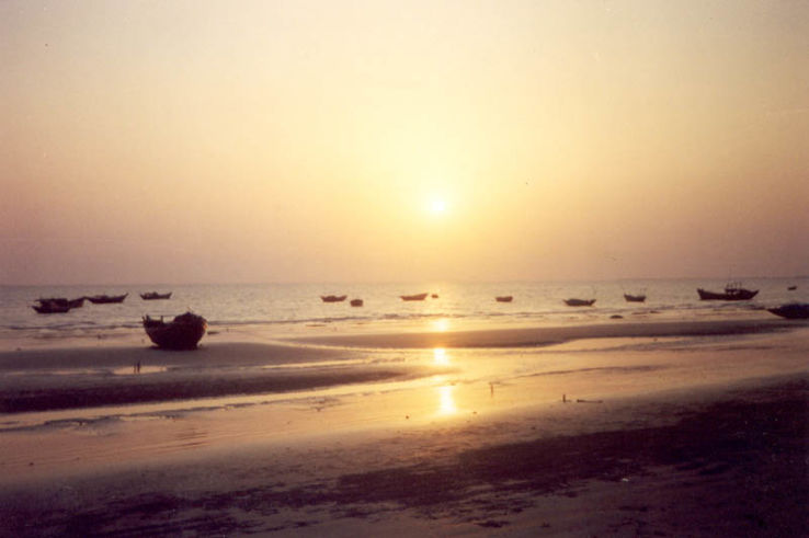 Bakkhali Beach Trip Packages