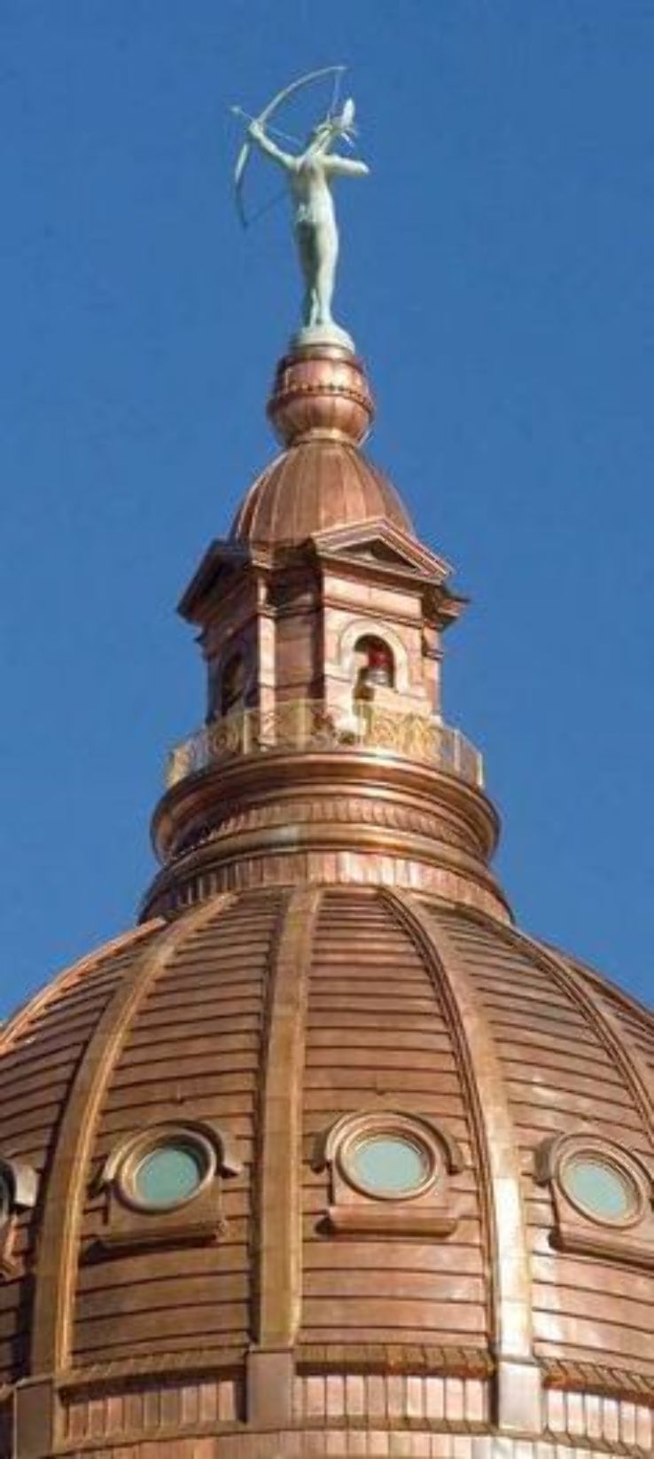 Kansas State Capitol Trip Packages