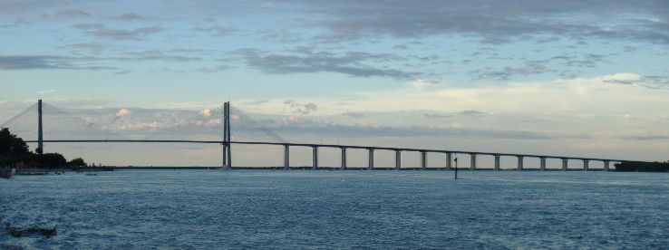 Puente Urquiza Trip Packages