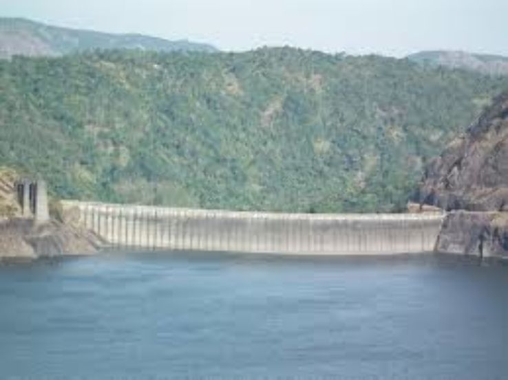 Idukki Arch Dam Trip Packages