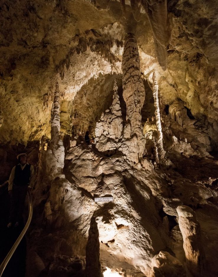 Natural Bridge Caverns Trip Packages