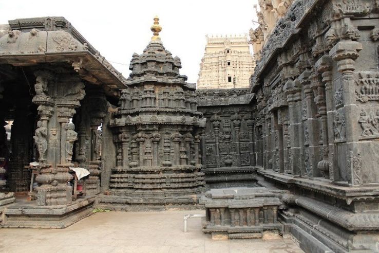 Bugga Ramalingeswara Swami Temple Trip Packages