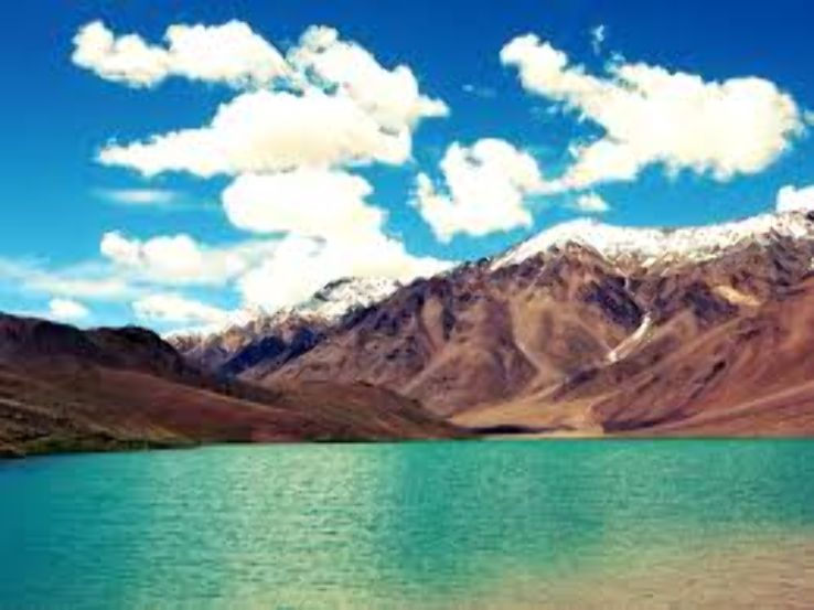 Chandratal Lake Trip Packages