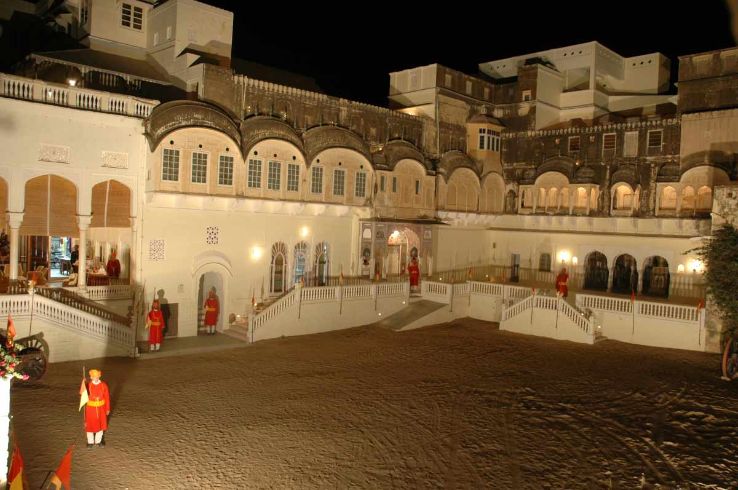 Castle Mandawa Trip Packages