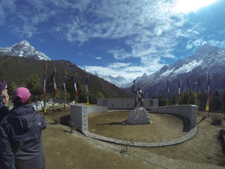 Tenzing Hillary Memorial Park Trip Packages
