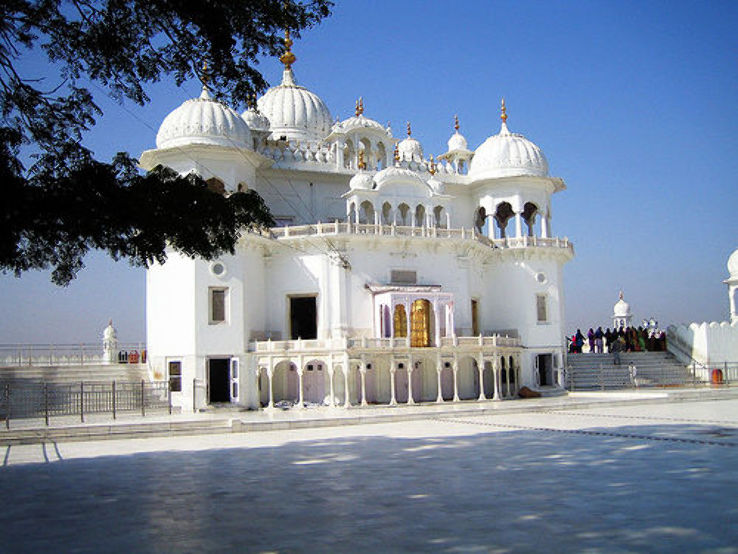 Rani Ka Talab Trip Packages