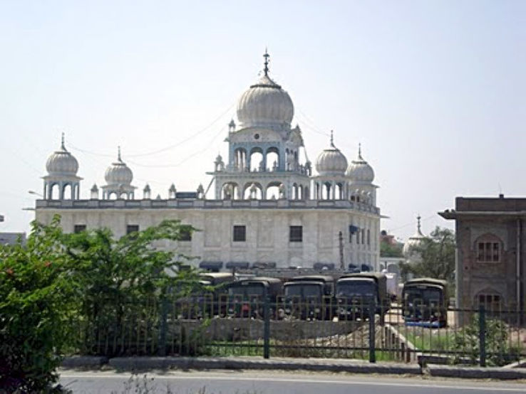 Sisganj Gurudwara Trip Packages