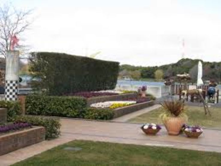 Oizumi Ryokuchi Park  Trip Packages