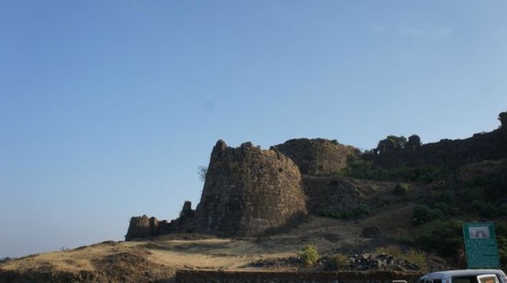 Gawilgadh Fort Trip Packages