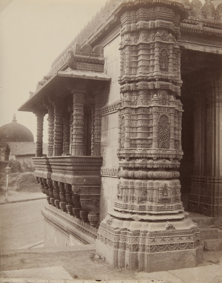 Rani Sipris Mosque Trip Packages