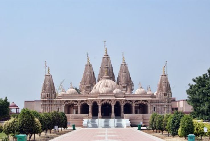 Aksharwadi Temple Trip Packages