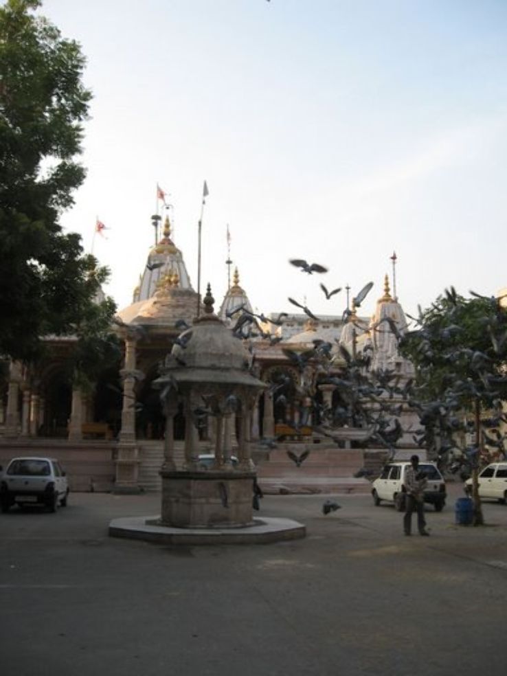 Kalupur Swaminarayan Mandir Trip Packages