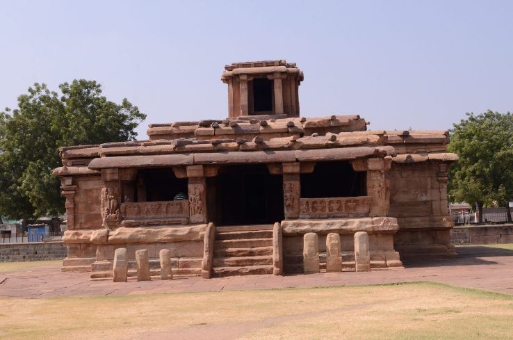 Lad Khan Temple Trip Packages