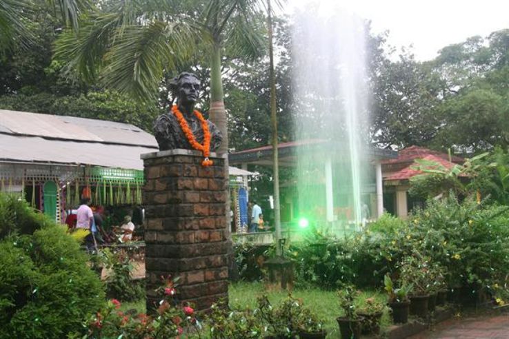 Changampuzha Park Trip Packages Changampuzha Park Trip Packages