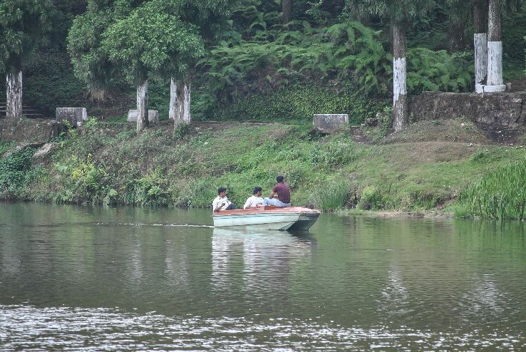 Sumendu Lake Trip Packages