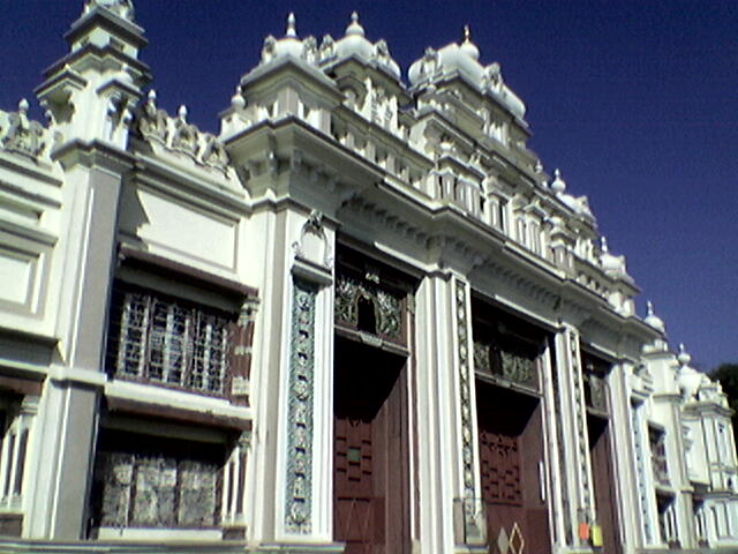 Jaganmohan Palace Trip Packages
