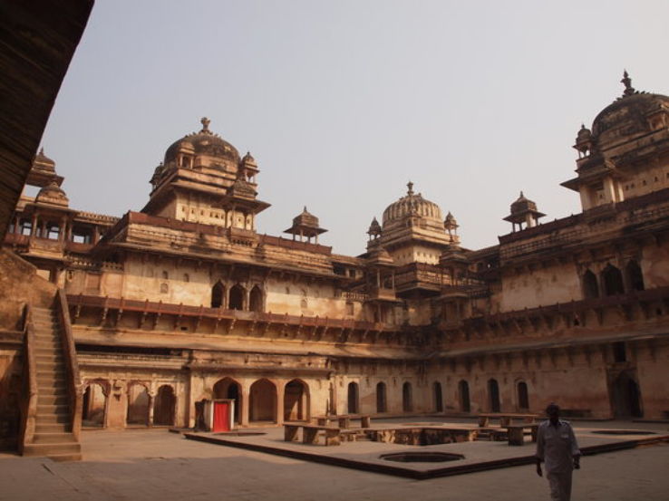 Orchha Fort Trip Packages