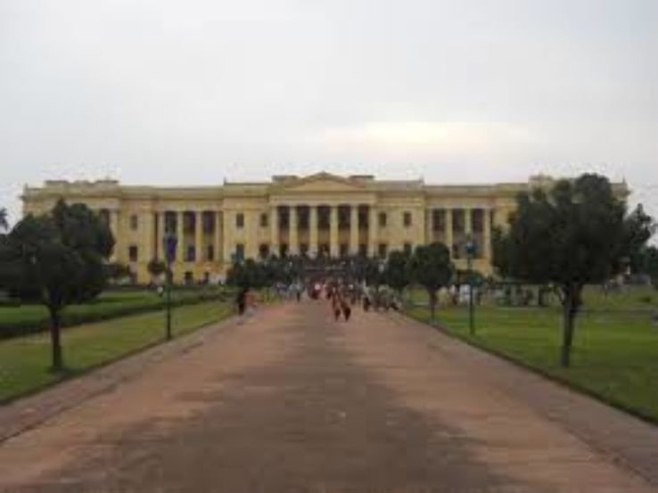 Hazarduari Palace Trip Packages