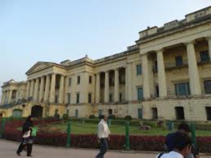 Hazarduari Palace 2021, 4 top things to do in murshidabad, west bengal, reviews, best time to