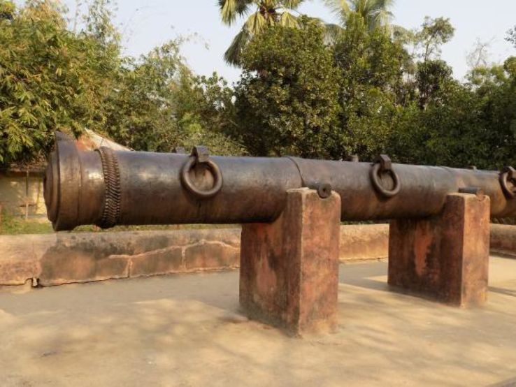Jahan Kosha Cannon Trip Packages