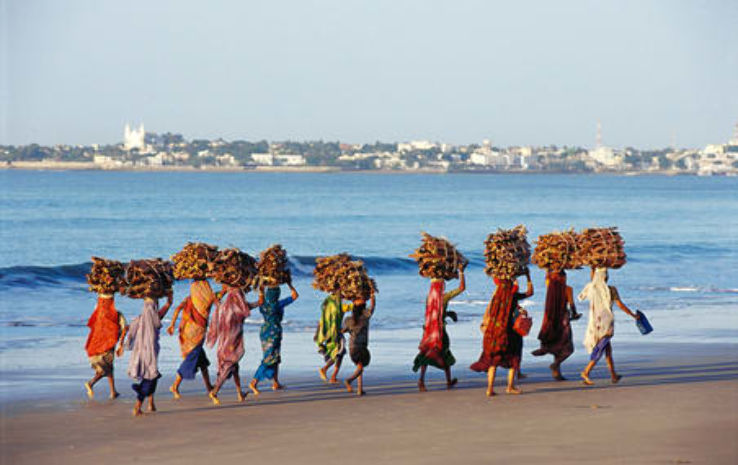 Ahmedpur Mandvi Beach Trip Packages