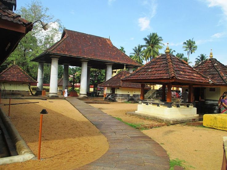 Thiruvanchikulam Temple Trip Packages