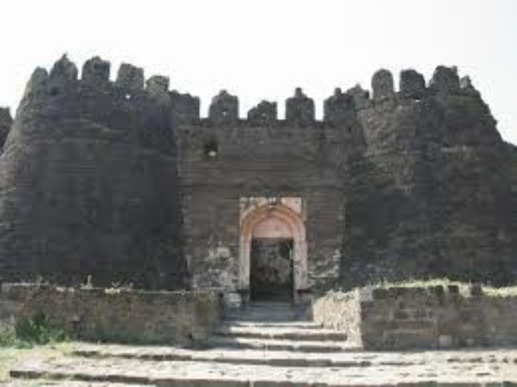 Fort of Daulatabad Trip Packages
