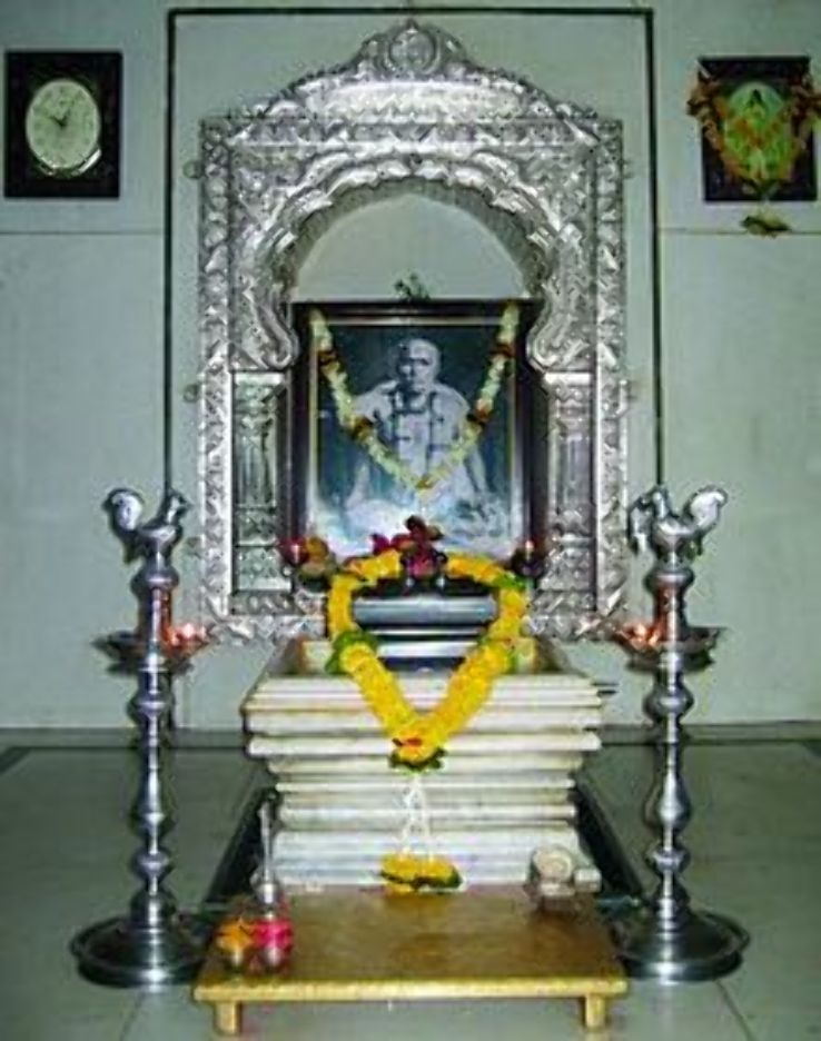 Shree Bramhachaitanya Gondavalekar Maharaj Mandir Trip Packages Shree Bramhachaitanya Gondavalekar Maharaj Mandir Trip Packages