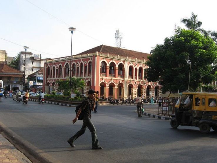 The Town Square Trip Packages