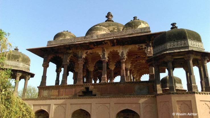 32 Pillars Chhatri Trip Packages