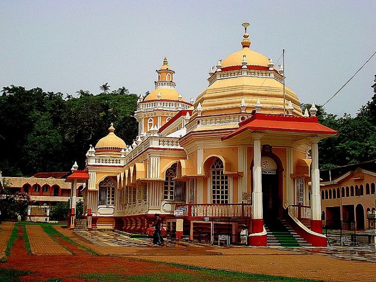 Shri Mangueshi Temple / Mangeshi Temple Trip Packages