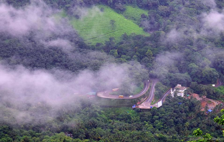 Lakkidi View Point Trip Packages