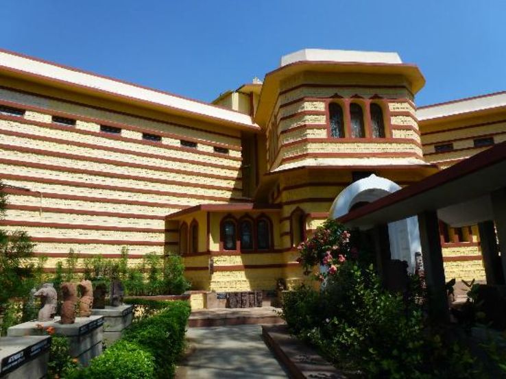 Birla Museum Trip Packages