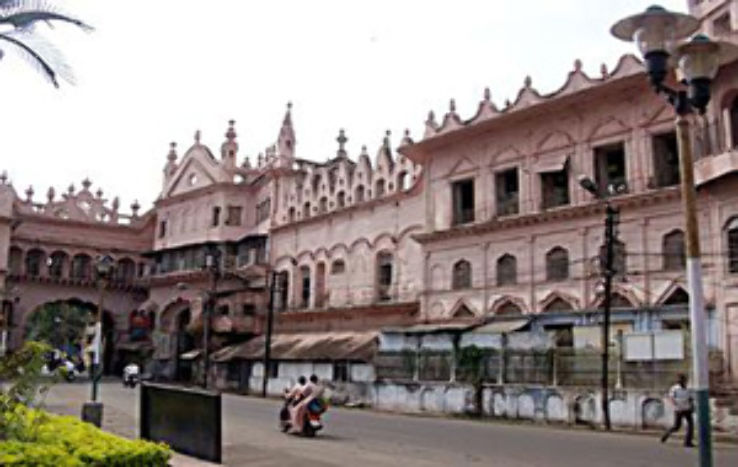 Shaukat Mahal & Sadar Manzil Trip Packages